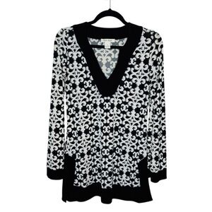 White House Black Market Size S B&W Damask Print Flowy Tunic | GUC